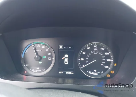 2016 Hyundai Sonata Hybrid Se z USA, uszkodzony, nr VIN KMHE24L12GA023498